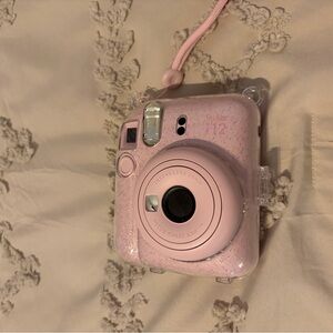 Instax Mini 12 in Soft Pink